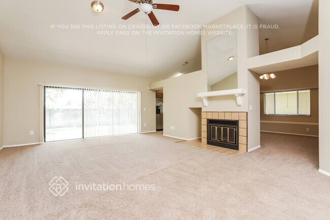 Foto del edificio - 524 Silvergate Loop