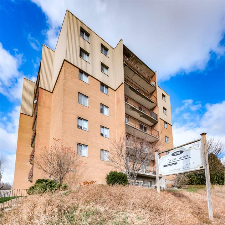 258 West St, Brantford, ON N3R 6N1 Apartments 258 West St Brantford
