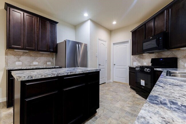 Foto del edificio - 11413 Hackmatack Way