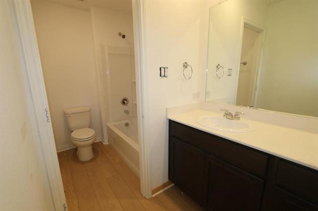 Foto del edificio - 14836 Picante St