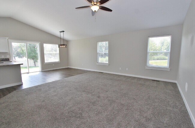Foto del edificio - 2897 W Jayton Dr
