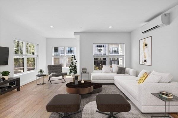 Foto del edificio - 635 Main St