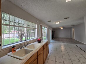 Building Photo - 2915 Windchase Blvd