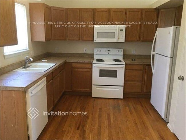 Foto del edificio - 2840 Warrenton Way