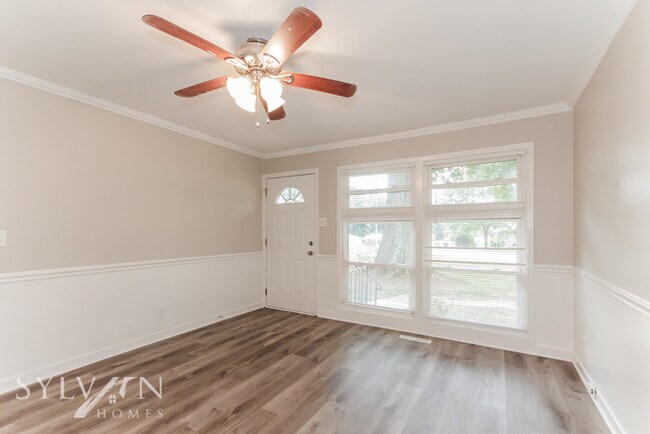 Building Photo - Enjoy living the good life in this 3 bedro...