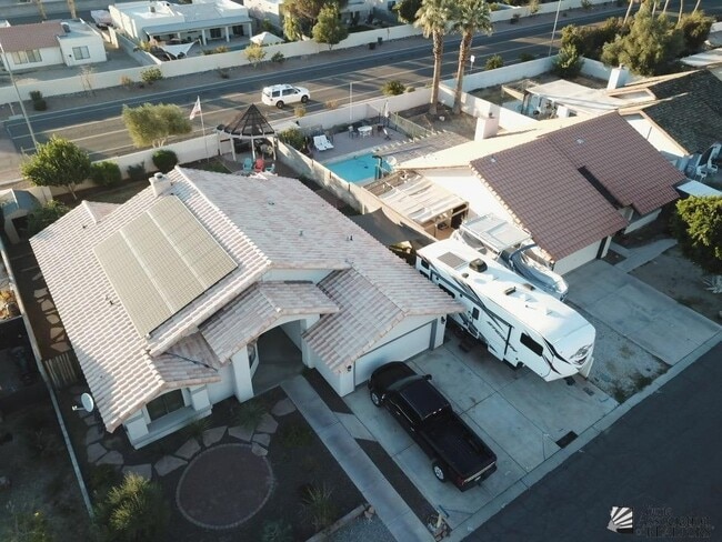 Building Photo - 10772 S Ave Primavera