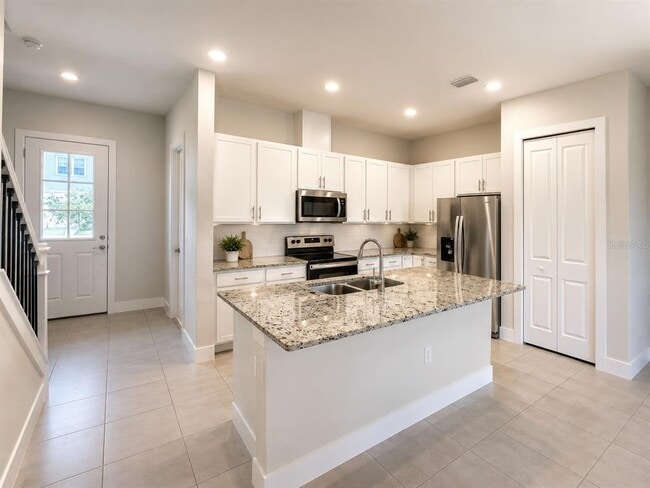 Building Photo - 1435 Brookdale Ct