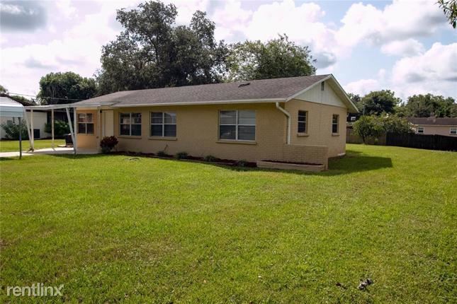 Building Photo - 3 br, 1 bath House - 55 Community Dr