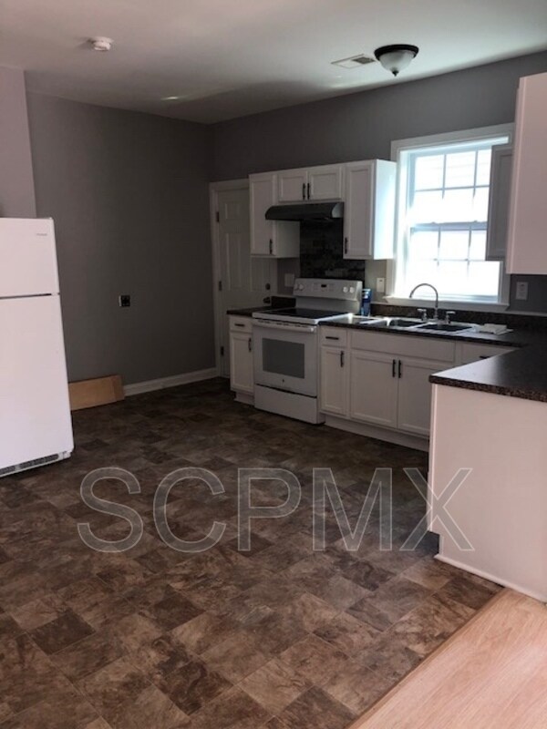 Foto del edificio - 1814 Dayton St