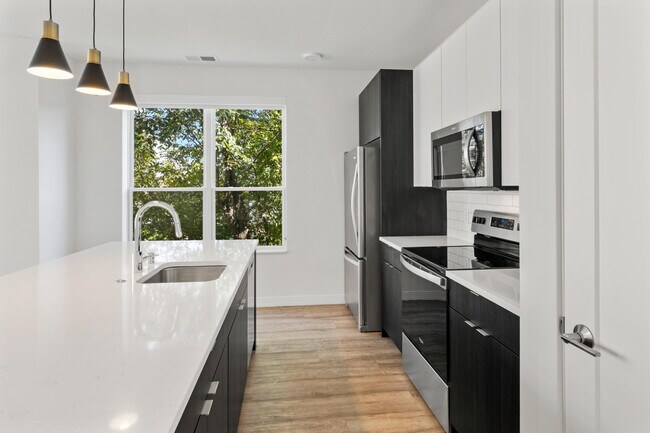 Foto del edificio - 5945 6th Ave