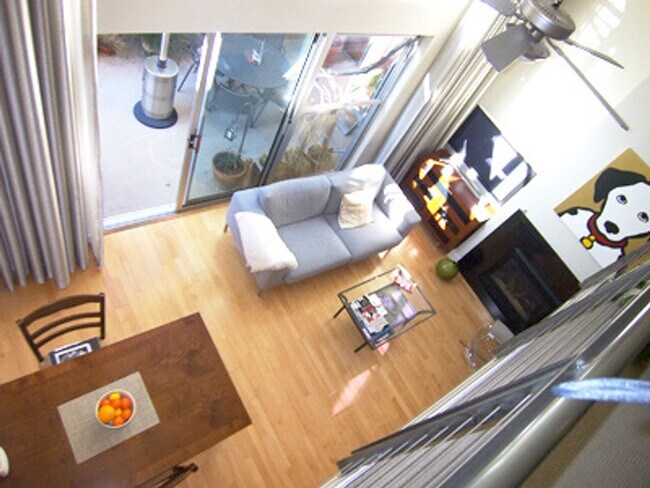 Foto del edificio - Epic REA/Azari PM: Private Oasis, 1 BR/ 1....