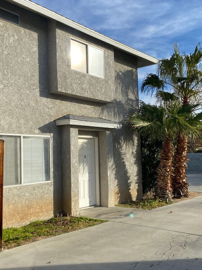 Foto del edificio - 533 W Ward Ave