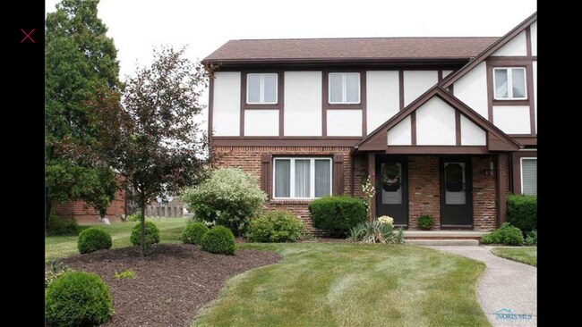 Foto del edificio - 5618 Cresthaven Ln