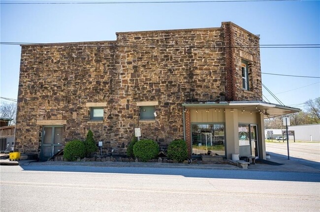 Building Photo - 4304 S Main St