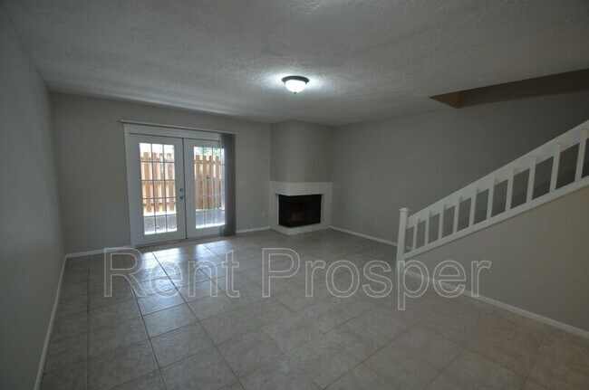 Foto del edificio - 4819 Lighthouse Cir