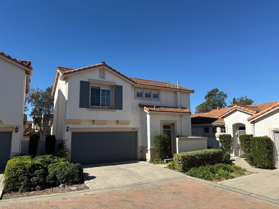 Foto principal - Beautiful 3B/2.5BA Home in Mira Mesa for R...