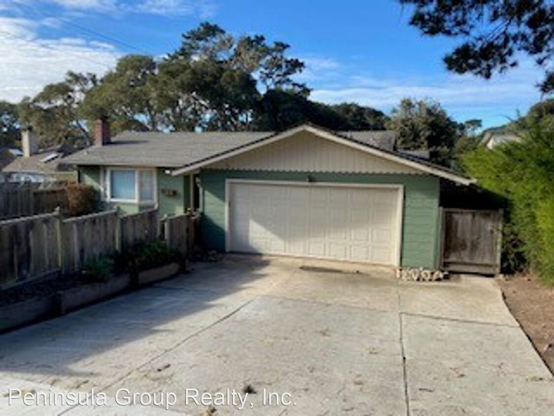 Primary Photo - 3 br, 2 bath House - 334 17 Mile Drive
