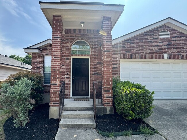Building Photo - 3 Bedroom, 2 Bathroom ~Steubing Ranch