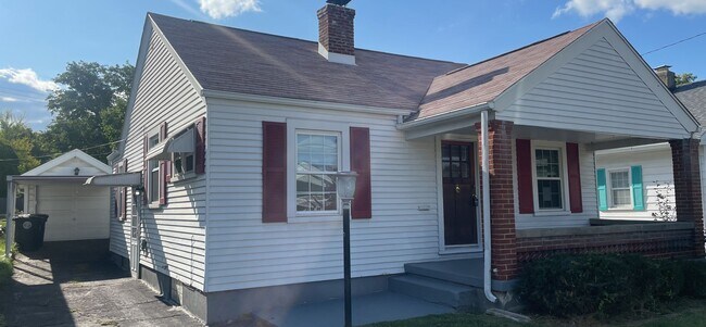 Building Photo - 1731 Fauver Ave
