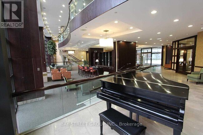 Building Photo - 33-2033 Sheppard Ave E
