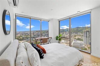 Building Photo - 1388 Kapiolani Blvd