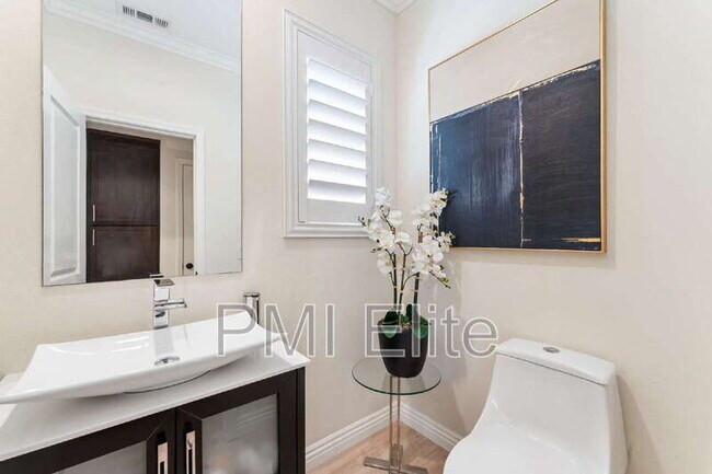 Foto del edificio - 21713 Bene Dr