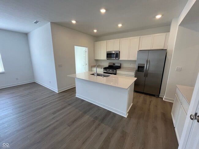 Foto del edificio - 437 Monarch Ln