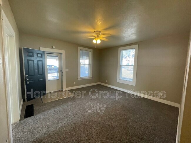 Building Photo - 13011 8th St