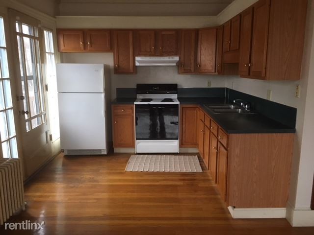 Building Photo - 2085 Acushnet Ave
