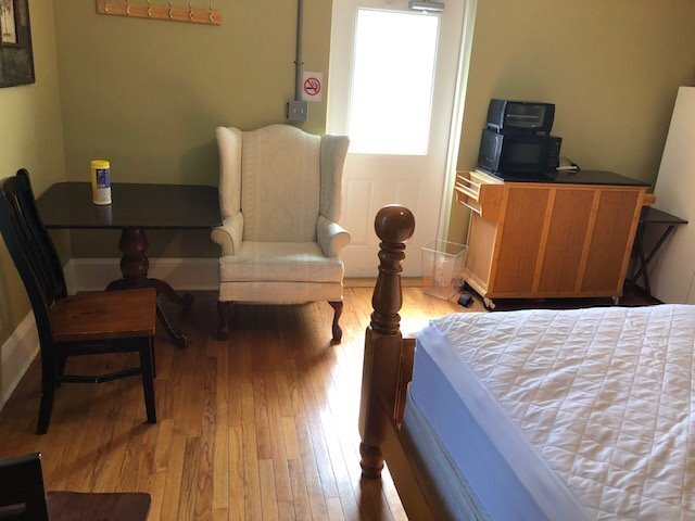 Foto del edificio - Furnished Efficiency Apartment available a...