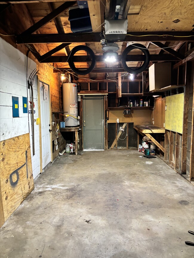 Building Photo - 1457 Casa De Oro Dr