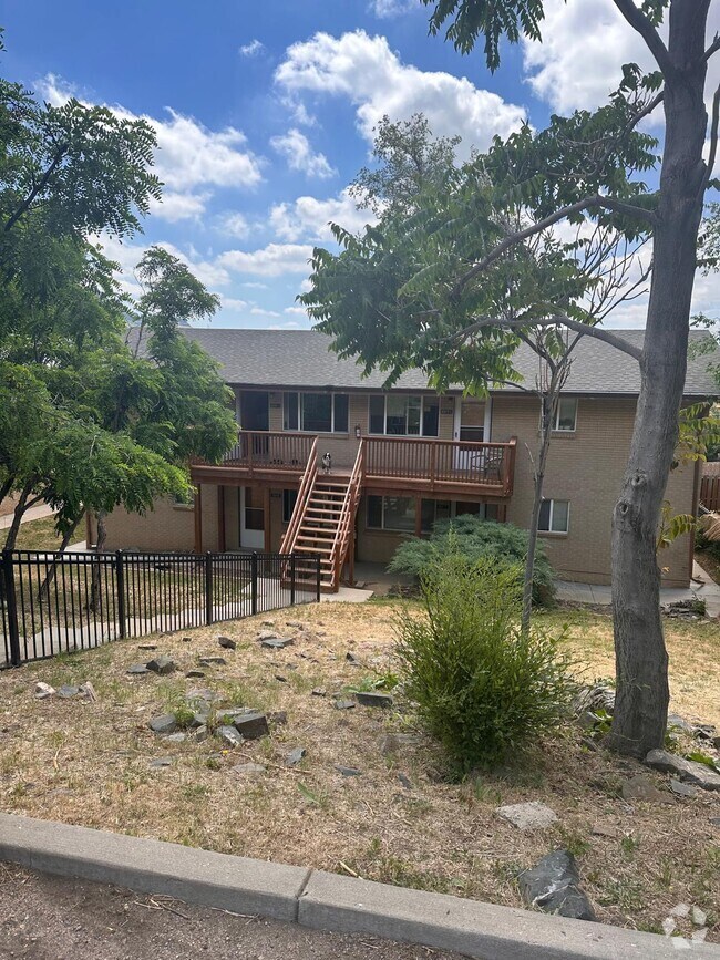 The Village At Mountain Ridge Apartments for Rent Golden, CO 2