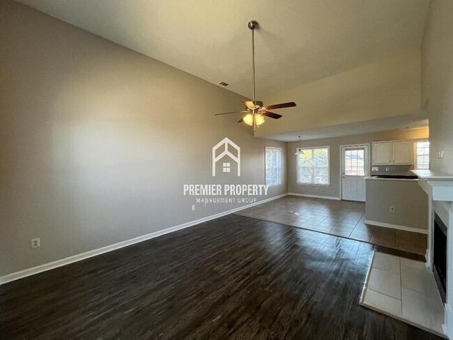 Building Photo - 2851 Fletcher View Dr