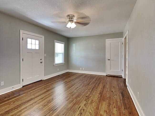 Foto del edificio - 1921 NW 38th St