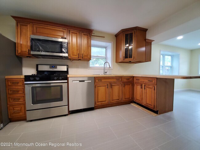 Foto del edificio - 37 Beachway Ave