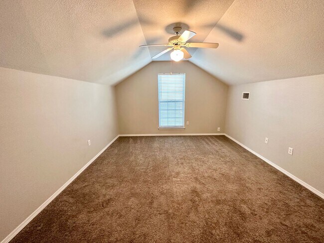 Foto del edificio - 918 Claeven Cir