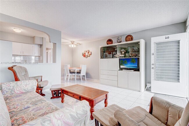 Foto del edificio - 800 SW 10th Terrace
