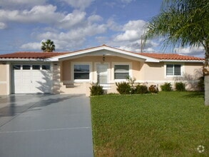 Building Photo - 5145 Overton Dr