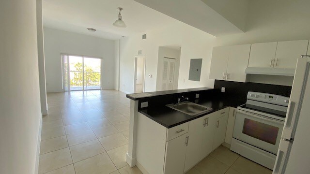 Foto del edificio - 900 SW 7th St