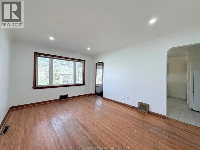 Building Photo - 1943 Olive Rd