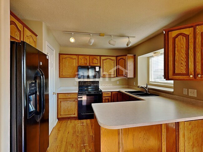 Building Photo - 5554 S 4100 W