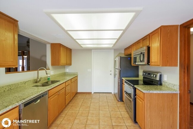 Building Photo - 5213 W Mercer Ln, Glendale, AZ 85304