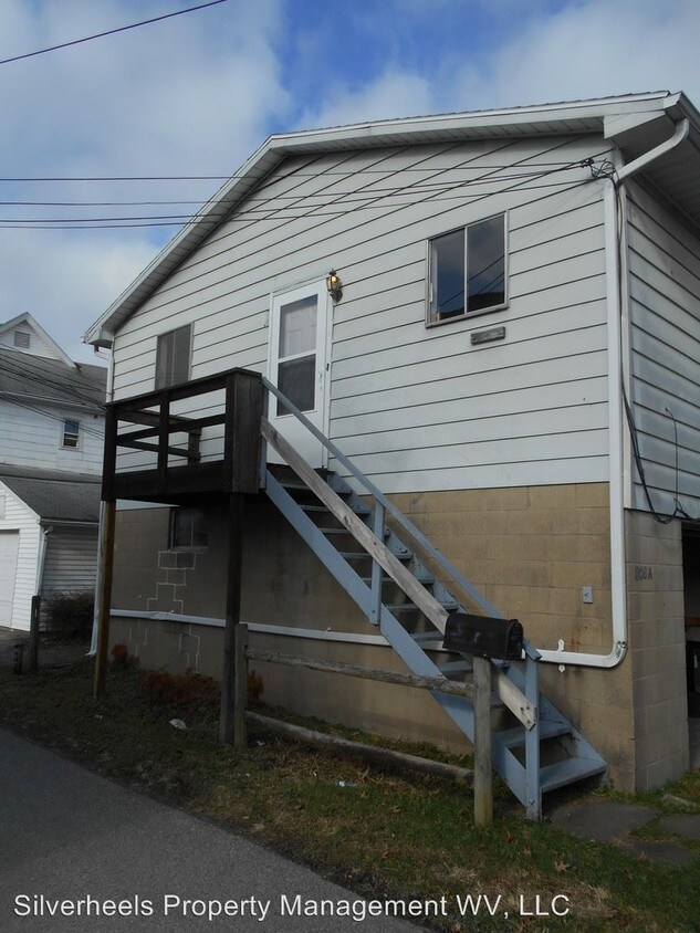 Primary Photo - 1108 19th St