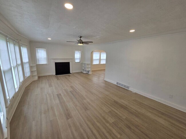 Building Photo - 17424 Winslow Rd