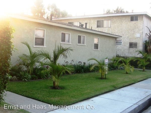 Primary Photo - 4864 1/2-4510 1/2 Lakewood Blvd
