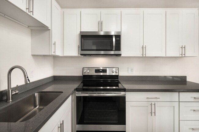 Foto del edificio - 2 Bed 1 Bath at Linden West!