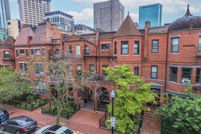 Foto del edificio - 237 W Newton St