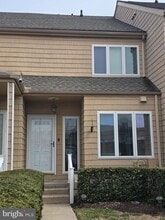 Building Photo - 204 Market Square