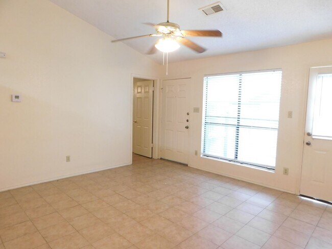 Building Photo - Stockton Properties  ( 2025/27 Redwing Way )