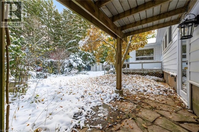 Building Photo - 79 Central Dr